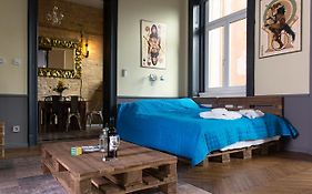 Walnuttree Loft Style Prestige Apartment